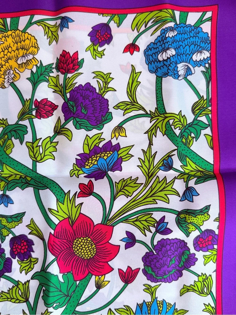 Vintage Totes Purple Floral Scarf 30